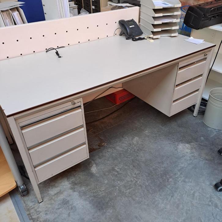 bureau, Huis en Inrichting, Bureaus, Gebruikt, Bureau, Ophalen