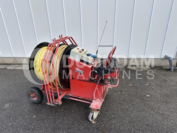 Berg 10180 dévidoir de tuyaux double électrique avec tél, Articles professionnels, Machines & Construction | Entretien & Nettoyage