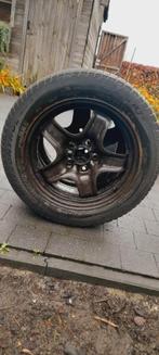 4 winterbanden op velg, Pirelli 5x110,  moeten weg 40 euro!, Auto-onderdelen, Ophalen, Winterbanden
