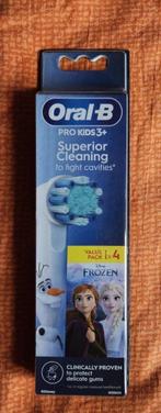 4 brossettes Oral B pour enfant NEUVES, Handtassen en Accessoires, Uiterlijk | Mondverzorging, Ophalen of Verzenden, Nieuw, Opzetborstel
