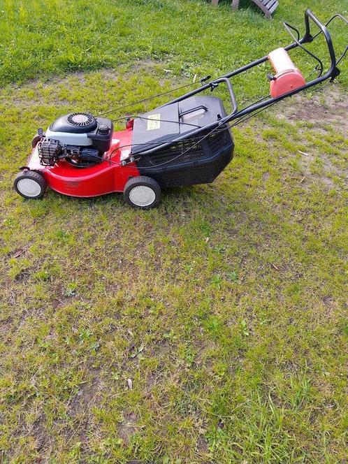 grasmaaier castelgarden zelfrijdend aangedreven tractie, Tuin en Terras, Grasmaaiers, Gebruikt, Benzine-grasmaaier, 40 t/m 49 cm