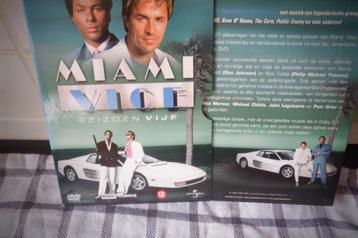 DVD Seizoen 5.Miami Vice.(6 DVD'S) beschikbaar voor biedingen