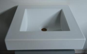 NIEUW - VITRA AQ2 spoelbak - vierkant wit keramiek 50x50 beschikbaar voor biedingen