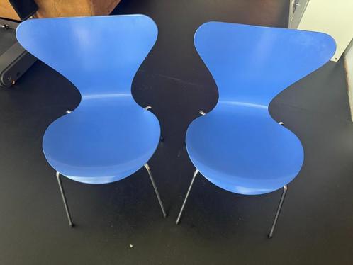9x Fritz Hansen Vlinderstoel blauw Arne Jacobsen 1992, Huis en Inrichting, Stoelen, Gebruikt, Vijf, Zes of meer stoelen, Hout