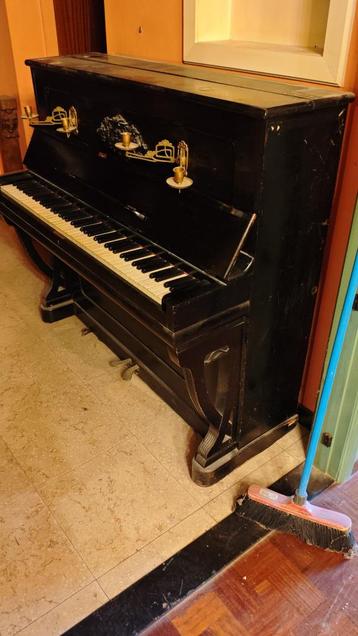 Antieke piano –Emile Vits & Fils (Gand) beschikbaar voor biedingen