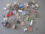 lot 40 oude sleutelhangers verzameling jaren 60, Verzamelen, Ophalen of Verzenden, Merk