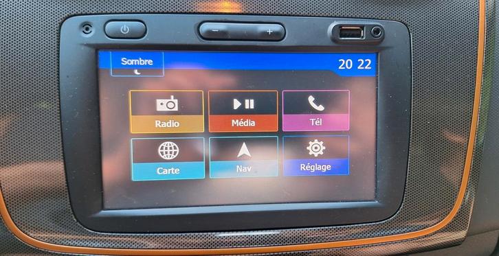 MediaNav Evolution 2 pour Dacia Renault Nissan Opel Fiat, Auto diversen, Autoradio's, Zo goed als nieuw, Ophalen