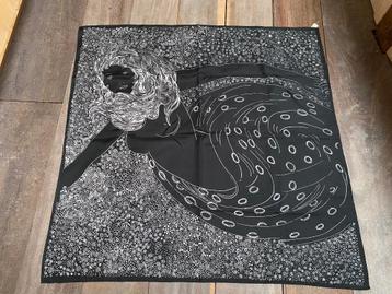 Zwarte vierkante sjaal voor dames 79x77cm Italy Vintage beschikbaar voor biedingen
