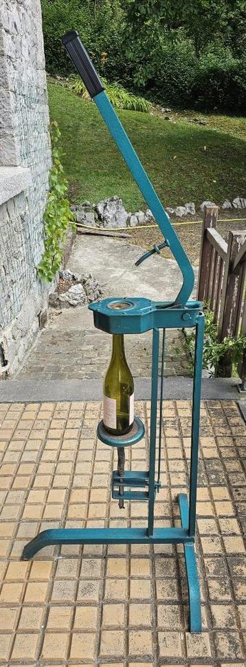 Grande bouchonneuse facile à utiliser beschikbaar voor biedingen