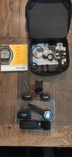 Montre de sport Polar 5A avec cardiofréquencemètre et capteu, Sports & Fitness, Accessoires de sport de tir, Utilisé, Enlèvement ou Envoi