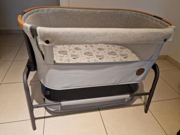 Maxi Cosi Co-Sleeper Lora Grey  In nieuwstaat beschikbaar voor biedingen
