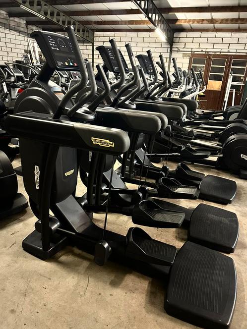 TECHNOGYM BLACK EXCITE LED 500 Of 700 VARIO, Sport en Fitness, Fitnessmaterialen, Zo goed als nieuw, Ophalen of Verzenden