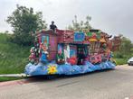 Carnavalwagen te huur, Ophalen