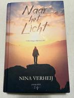 Naar het licht - Nina Verheij, Ophalen of Verzenden, Zo goed als nieuw