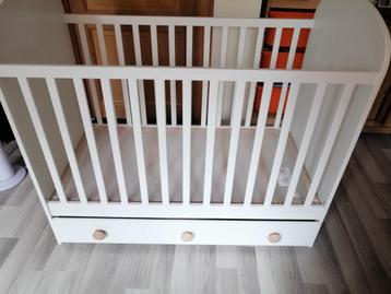 babybed Gonatt ikea wit met lade beschikbaar voor biedingen