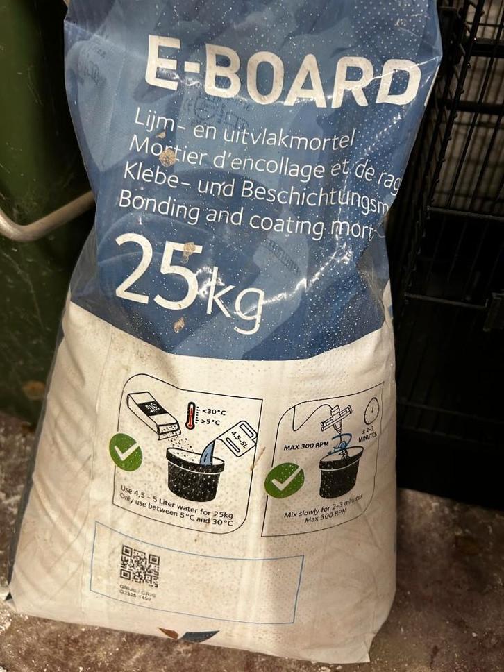 E-board + uitvlakmortel (grijs) – 13 zakken, Doe-het-zelf en Bouw, Isolatie en Afdichting, Nieuw, Muurisolatie, Overige materialen