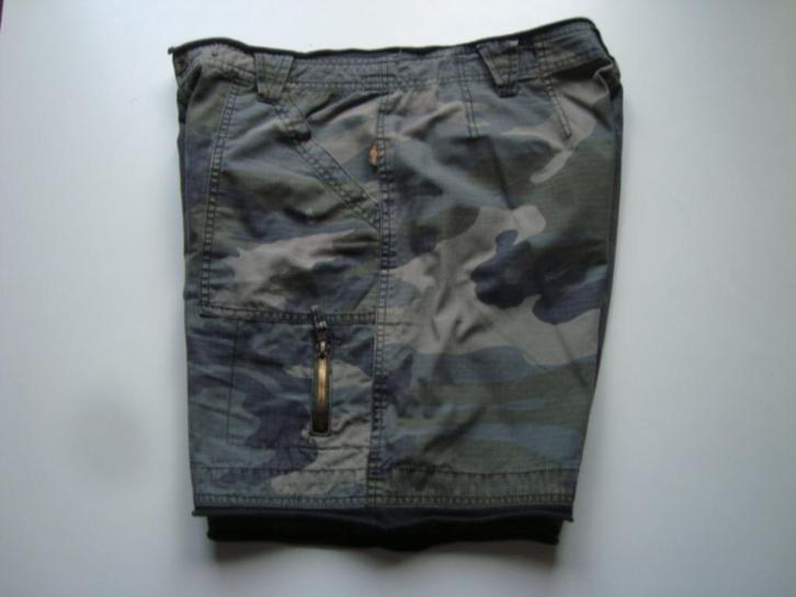 short camouflage - mixte - Life line - taille M, Kleding | Heren, Broeken en Pantalons, Gedragen, Maat 48/50 (M), Verzenden