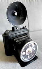 "Camera” KLOK (33x18x20) In Geborsteld Metaal // NIEUW, Huis en Inrichting, Woonaccessoires | Klokken, Ophalen of Verzenden, Nieuw