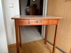 Massief houten tafeltje, Huis en Inrichting, Tafels | Sidetables, Gebruikt, 50 tot 100 cm, Grenenhout, Antiek