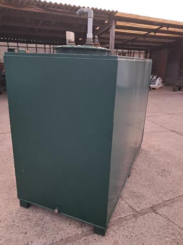 Mazouttank dubbelwandig in metaal 3000 liter Wildri beschikbaar voor biedingen