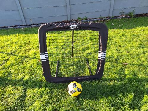 BLITS rebounder verstelbaar - 100 x 100 cm, Sport en Fitness, Voetbal, Zo goed als nieuw, Set, Ophalen of Verzenden