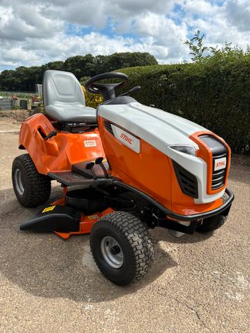 Zitmaaier stihl 15pk hydrostatisch beschikbaar voor biedingen