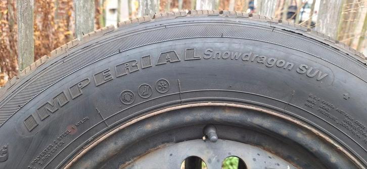 kit 4 pneus hiver sur jantes – 215/70 R16 – Équilibrés, Auto-onderdelen, Banden en Velgen, Band(en), Winterbanden, 16 inch, 215 mm