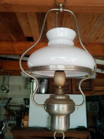 Lustre etaim poli et opaline  beschikbaar voor biedingen