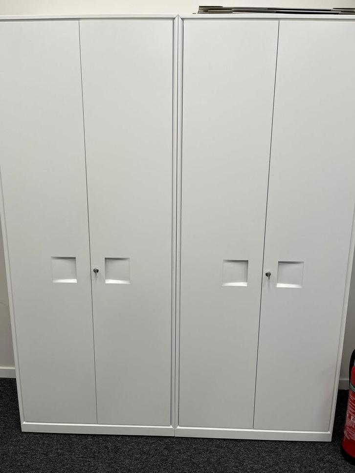 Metalen bureaukasten, Huis en Inrichting, Kasten | Roldeurkasten en Archiefkasten, Zo goed als nieuw, 150 tot 200 cm, 50 tot 100 cm