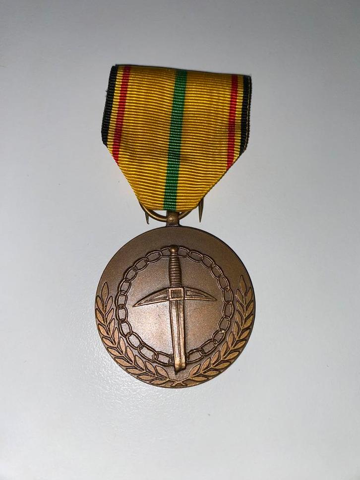 Medaille A, Verzamelen, Militaria | Tweede Wereldoorlog, Ophalen of Verzenden