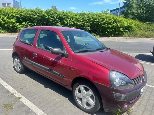 RENAULT CLIO II 1.2 benzine - nikkelmotor/mechanica -, Auto's, Renault, Particulier, Clio, Airconditioning, Centrale vergrendeling
