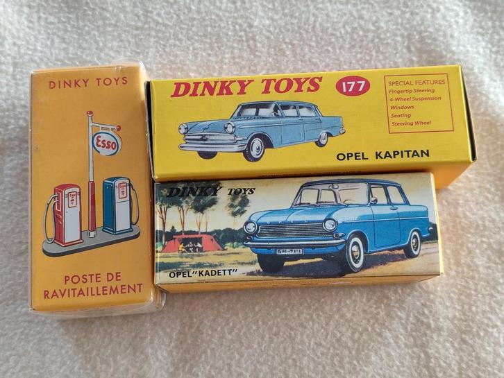 Lot nr. 18 _ Dinky Atlas (2 Opel ref.177 & 540 + Pompe 49D ), Hobby en Vrije tijd, Modelauto's | 1:43, Zo goed als nieuw, Auto
