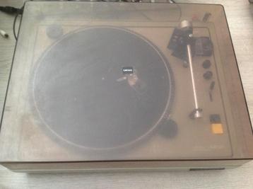 Lenco L830 DD 2-Speed Direct-Drive Turntable beschikbaar voor biedingen