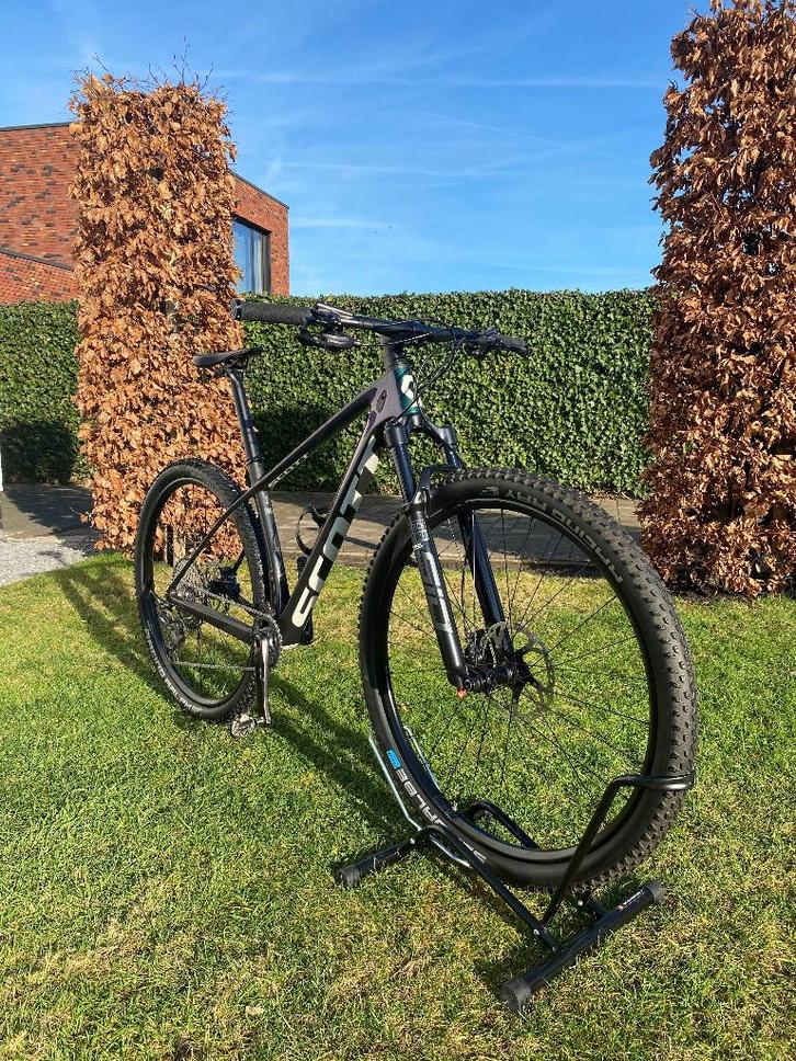 Scott Scale RC Team maat Medium, Fietsen en Brommers, Fietsen | Mountainbikes en ATB, Zo goed als nieuw, Hardtail, Ophalen