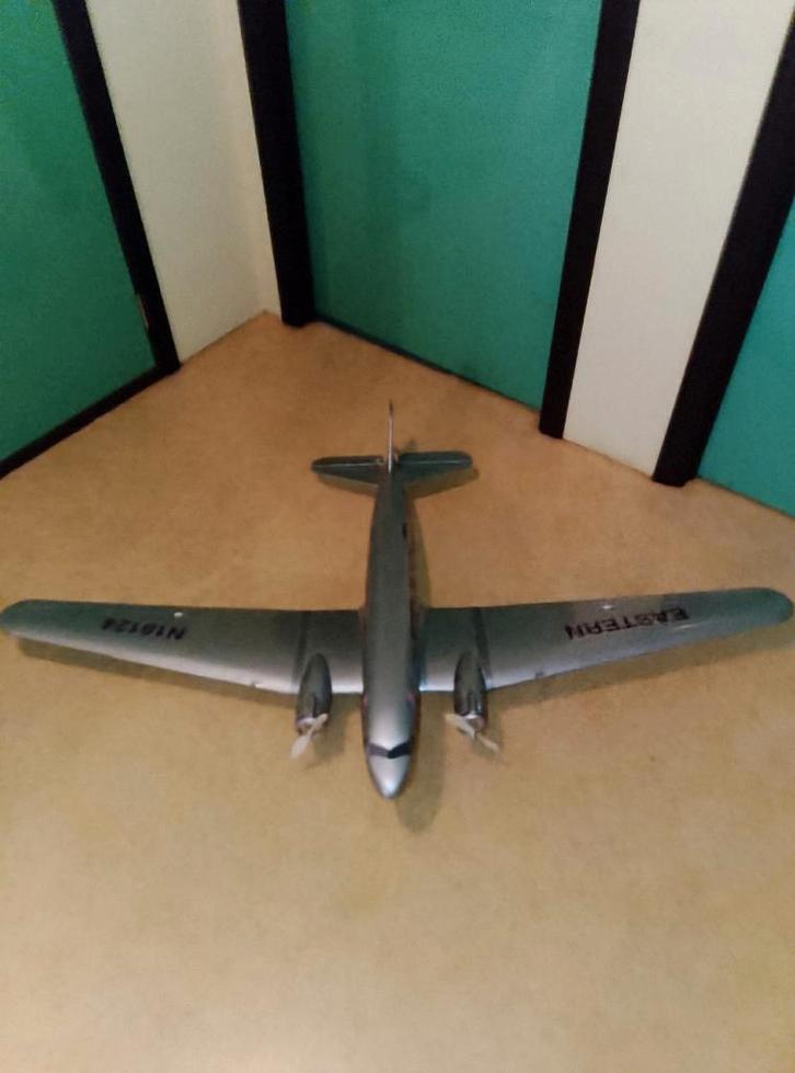 DC3 elektrisch, Hobby en Vrije tijd, Modelbouw | Radiografisch | Vliegtuigen, Zo goed als nieuw, Elektro, RTF (Ready to Fly), Ophalen