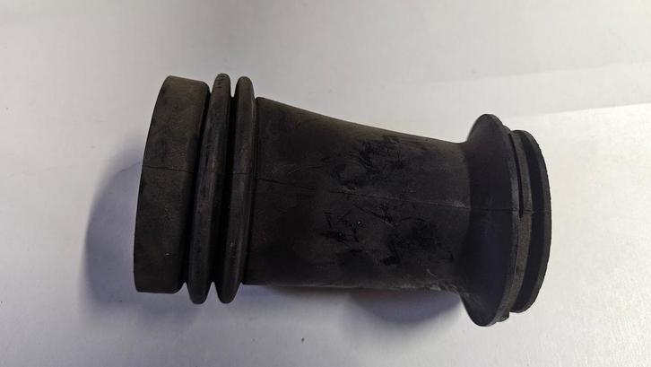 Inlaat slang aanzuigbuis luchtfilter BMW 3 serie E30  M40 4, Auto-onderdelen, Motor en Toebehoren, BMW, Gebruikt, Herkomst onderdeel bekend