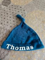 Blauwe baby muts gepersonaliseerd 'Thomas' merk Wibra, Comme neuf, Wibra, Bonnet, Enlèvement ou Envoi