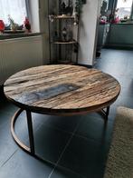 Ronde houten salontafel. Landelijk model., Huis en Inrichting, Tafels | Salontafels, Zo goed als nieuw, Ophalen