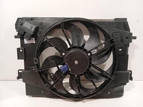 KOELVENTILATORMOTOR Renault Clio IV (5R) (214818009R), Auto-onderdelen, Airco en Verwarming, Renault, Gebruikt