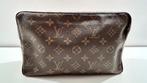 Louis Vuitton Trousse toiletry pochette, Handtassen en Accessoires, Tassen | Damestassen, Ophalen of Verzenden, Gebruikt, Bruin