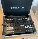 Traktor s8 met case, Musique & Instruments, DJ sets & Platines, Comme neuf, Autres marques, Platine, Enlèvement ou Envoi