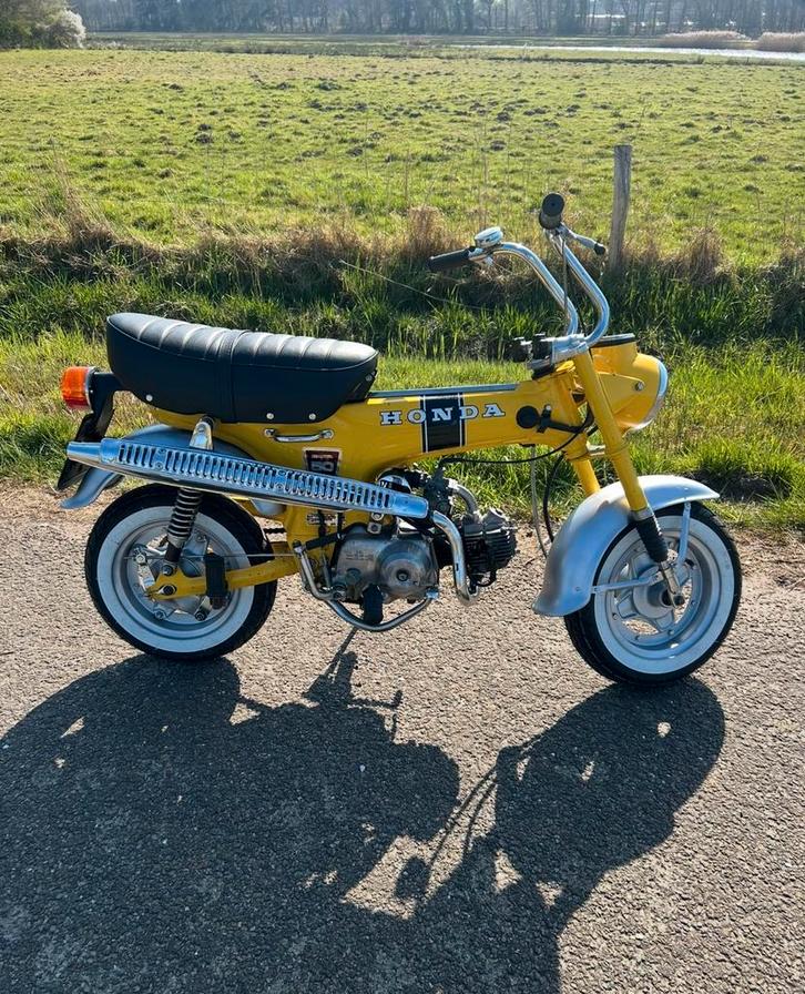 Honda st50 dax 1977, Fietsen en Brommers, Brommers | Honda, Zo goed als nieuw, Overige modellen, Klasse B (45 km/u), Ophalen