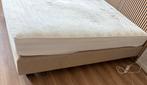 Boxspring met matras, Huis en Inrichting, Slaapkamer | Boxsprings, Ophalen, Gebruikt, Beige, Tweepersoons