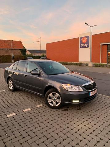 Skoda Octavia sedan euro5 2011 avec CT pour la vente, Autos, Noir, 99 g/km, Diesel, Tissu