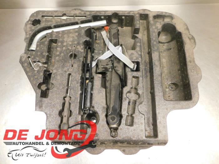 Ensemble cric d'un Volkswagen Caddy, Autos : Pièces & Accessoires, Autres pièces automobiles, Volkswagen, Utilisé, 3 mois de garantie