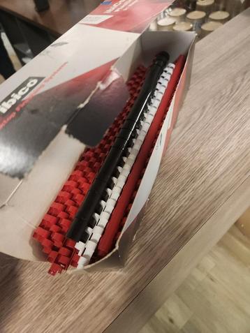plastieke bindringen voor papier beschikbaar voor biedingen