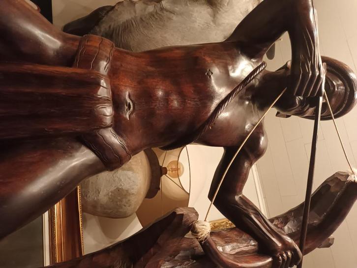 Beeld vintage boogschutter , xxl 1,63m , tropisch hout, Antiek en Kunst, Kunst | Beelden en Houtsnijwerken, Ophalen