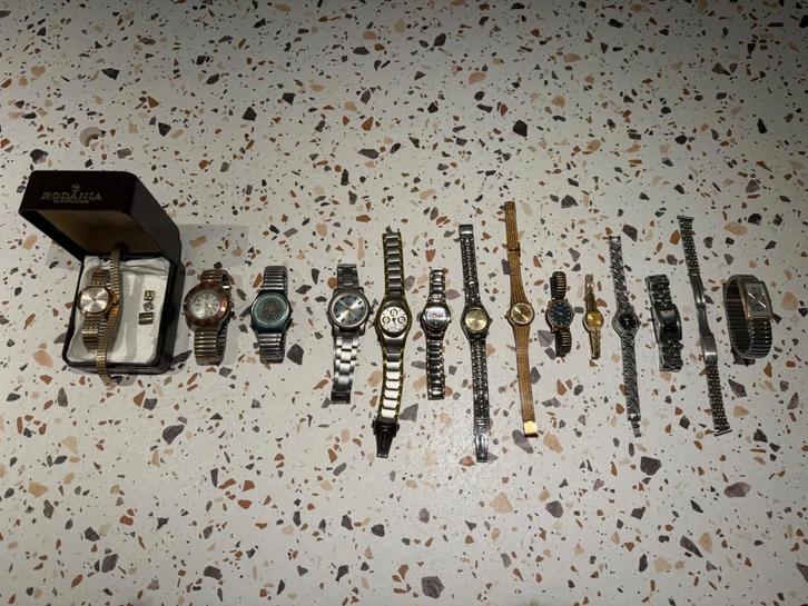 Vintage metalen dameshorloges, Bijoux, Sacs & Beauté, Montres | Anciennes | Antiquités, Montre-bracelet, Or, Enlèvement