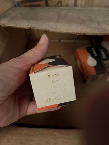Lampjes 15 W - 220 .230V  TESLA beschikbaar voor biedingen