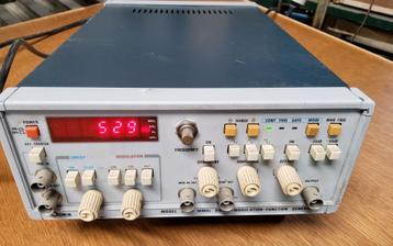 OR-X 311 10 MHz SWEEP MODULATION FUNCTION GENERATOR beschikbaar voor biedingen